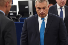 Elítélték a magyar demokrácia állapotát az európai pártok, elindult a kiközösítéshez vezető folyamat