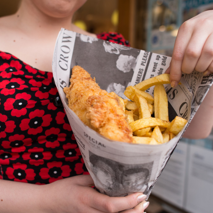 Politikai támogatást kapott, hogy a kelet-európai halrúd és chips legyen olyan, mint a nyugati