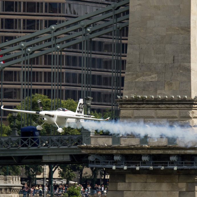 Még többet költ az állam a Red Bull Air Race-re, valószínűleg szabálytalanul