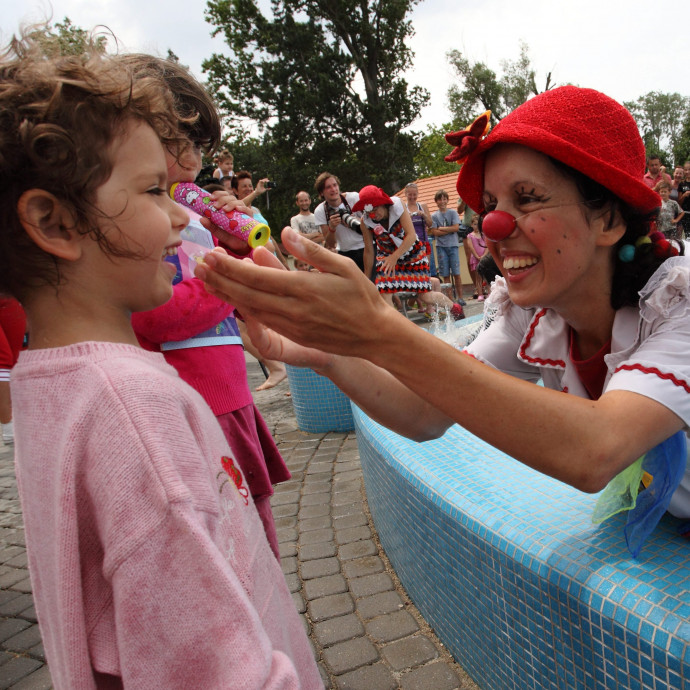 Beteg gyerekeknek és állatoknak adtuk az 1 százalékok nagy részét