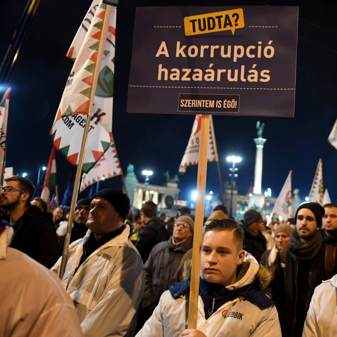 Európa egyszerűen nem tud mit kezdeni azzal, ha maga az állam is részt vesz a korrupcióban
