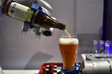 A szlovákok munkáját fenyegetik leginkább a robotok, de ez nekünk sem jó hír