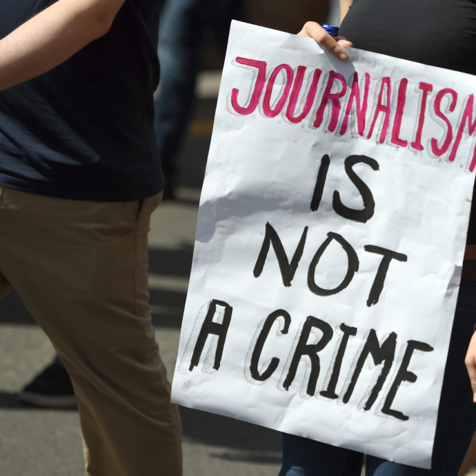 Ott tartunk, hogy egy gumiszabállyal védhetik Mészáros Lőrincet és barátait egy adriai jachton