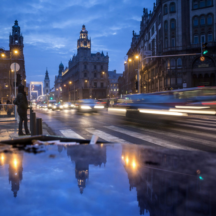 Megéri száműzni az autókat a belvárosokból, hogy több sétálóutcát alakítsanak ki?