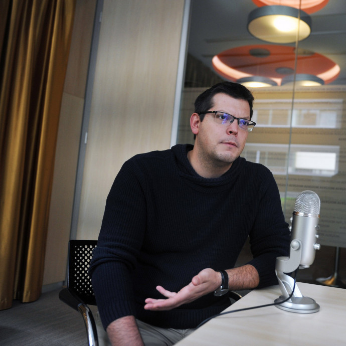 Magyarországon a politika érdekét szolgálja az ellopott pénz, és nem fordítva