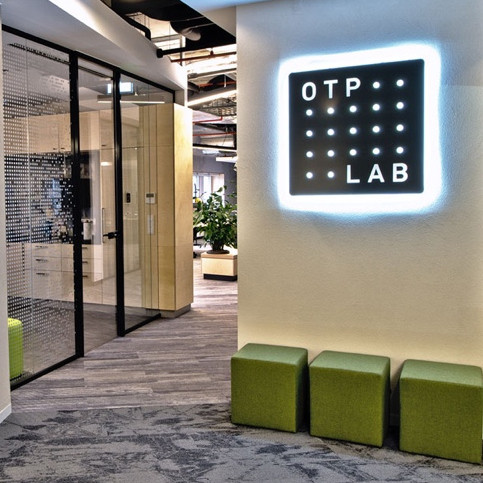 Startupokkal dolgozik a jövő banki megoldásain az OTP