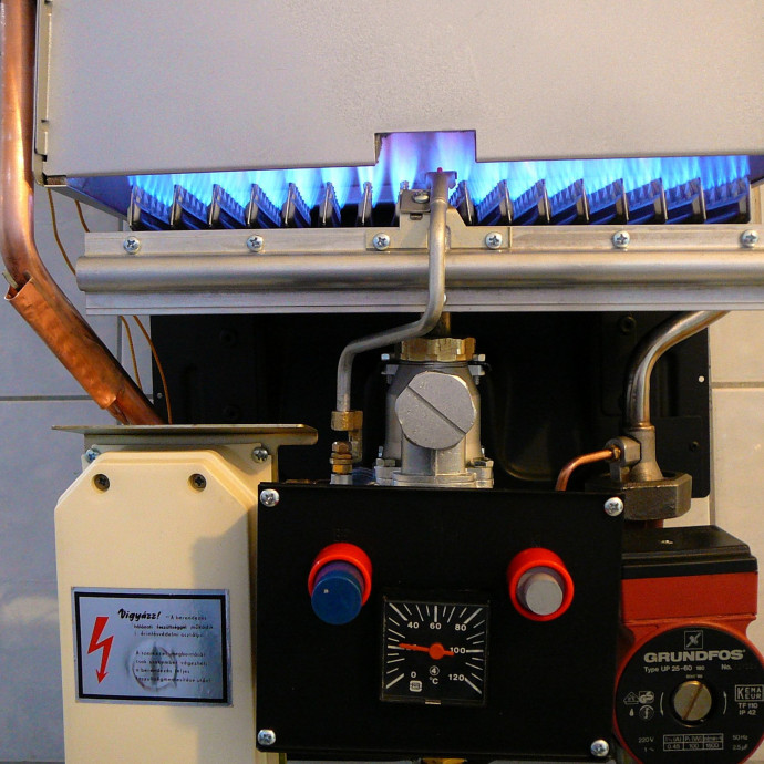 Annyira pokoli lett egy egyszerű gázkazán-csere, hogy az emberek inkább áttérnek fafűtésre