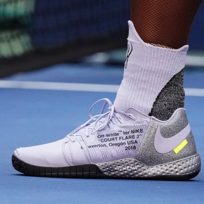 Lehet-e teniszcipőben futni, vagy futócipőben teniszezni?