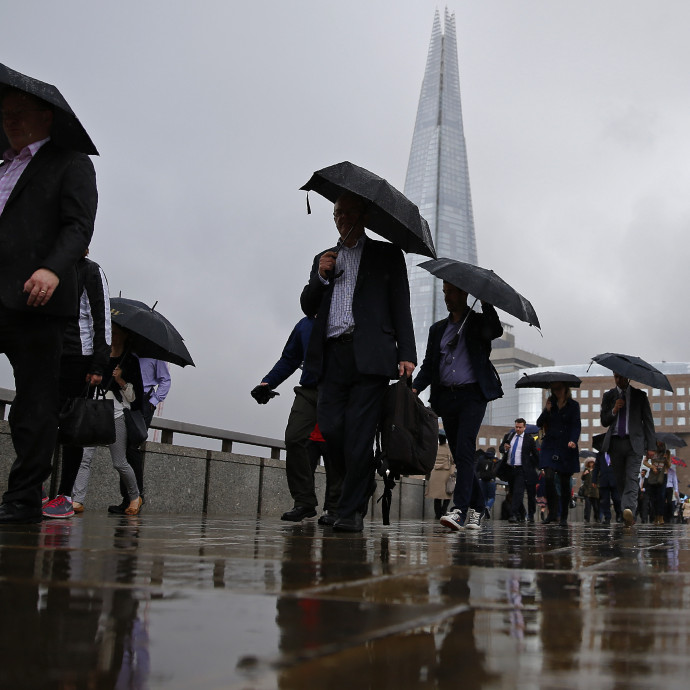 Abban mindenki egyetért, hogy gazdasági katasztrófa készülődik Nagy-Britanniában