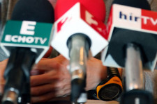 Tévéje, műsorgyártója és hetilapja már van az új kormányközeli alapítványnak