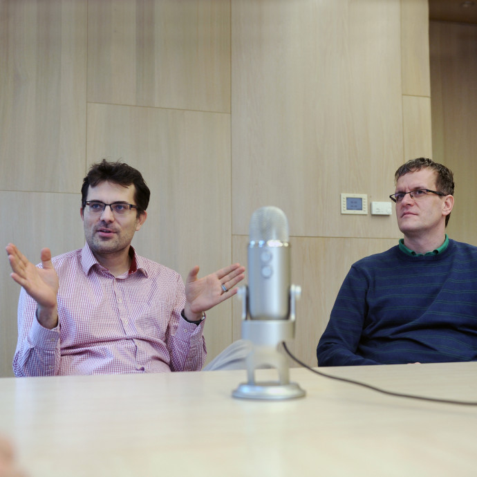 Középiskolásokkal kísérleteznének magyar közgazdászok