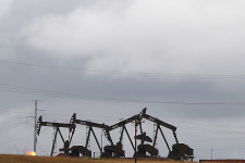 Olyan dolog történt az olajpiacon, amire 70 éve nem volt példa