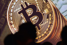 Nincs vége a rémálomnak a bitcoin befektetői számára