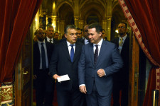Amerikában is feltűnt Orbán és barátainak balkáni terjeszkedése
