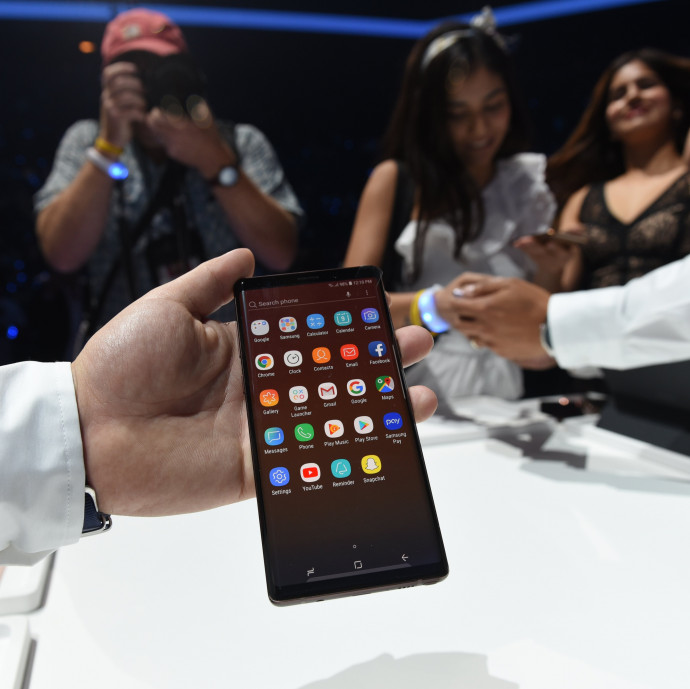 Letörölhetetlen Facebook-alkalmazás miatt lázadnak a samsungosok