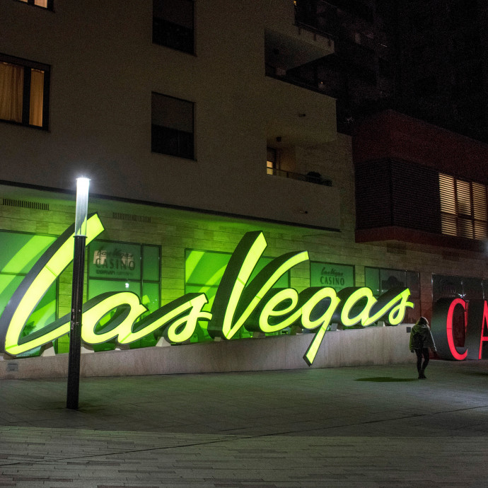 50 milliárdot kaszál, aki megörökli Vajna kaszinóit, pedig neked is járna belőle