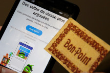 A iskolai fegyelmezés digitalizálása és a folyamatos megfigyelés konformistává teszi a gyerekeket