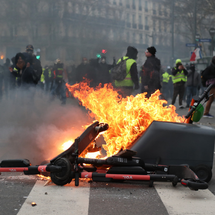 Dühbe gurul a város?