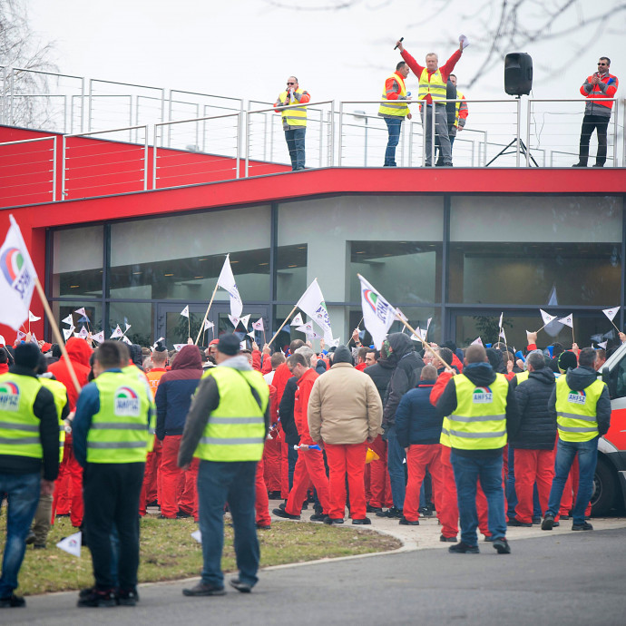 Audi sztrájk: nem mindegy, hogy mi mennyi