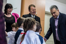 Mi van akkor, ha felveszed Orbán kamatmentes 10 millióját, de nem szülsz gyereket?