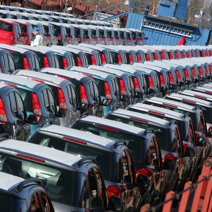 Dupla vagy semmit játszik a Suzuki a botrányos kirúgással