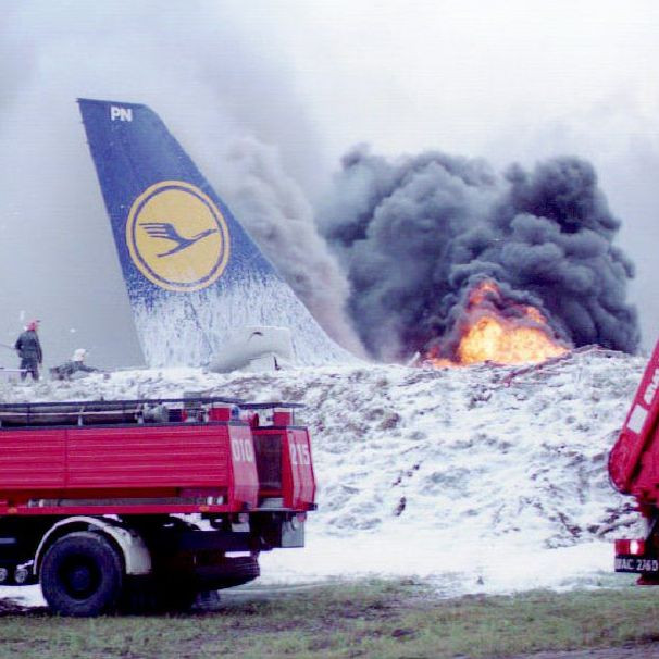 A fapadosok is elbújhatnak a Lufthansa utasokat büntető trükkjei mögött