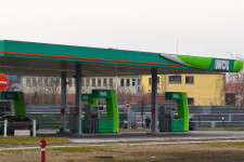 Közel 2000 milliárd forintért vásárolt már cégeket az Orbán-kormány