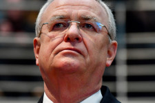 Titokban kapott a dízelbotrány után több millió eurós bónuszt a Volkswagen vezére