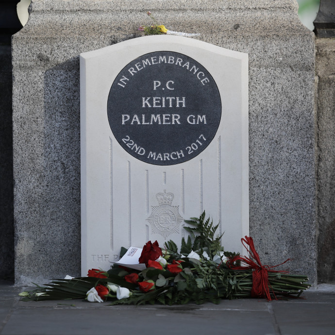 Terrorkötvényt dobtak piacra, szép pénzt lehet vele keresni