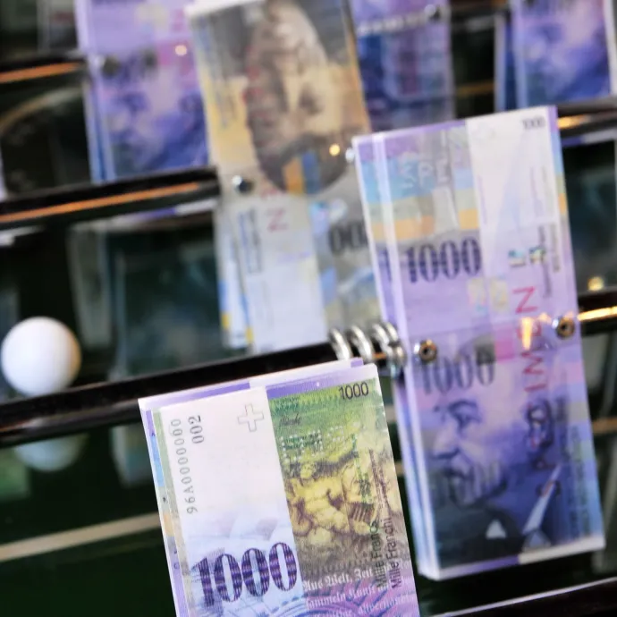 Svájc egy picit ráijeszt a világ pénzmosóira: áttervezik a leggyanúsabb bankjegyet