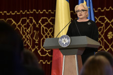 A magyar kormányt másolnák Bukarestben, de a legőrültebb húzást visszacsinálják