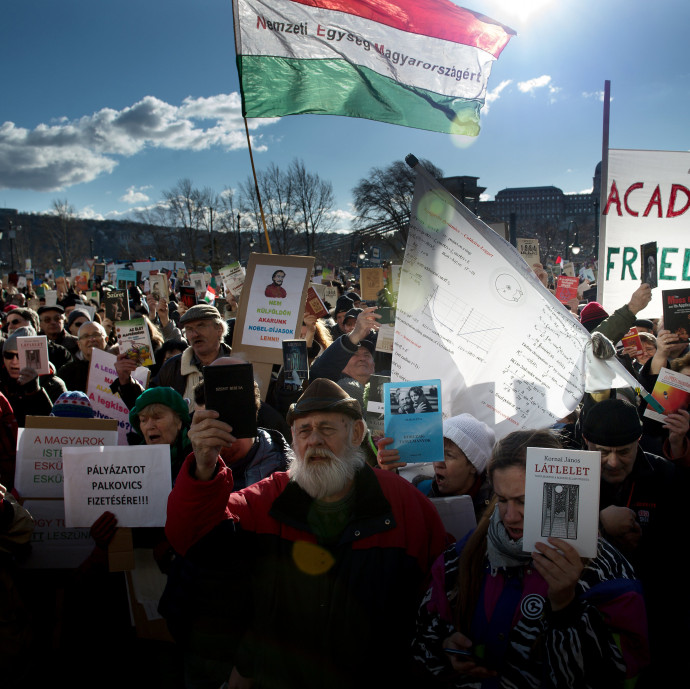 Azzal áltattuk magunkat, hogy velünk ezt nem lehet megcsinálni