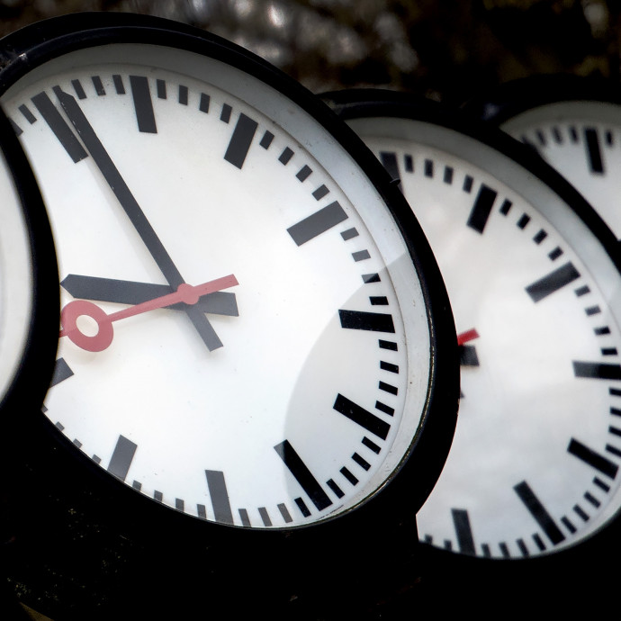 Lehet, hogy a szlovák határon kell majd órát állítanunk a román helyett