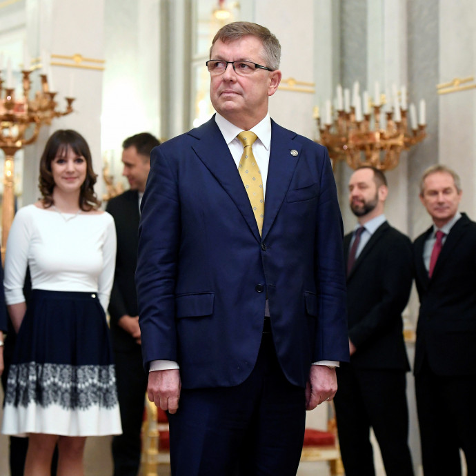 Egymilliárdba került Matolcsyék furcsa külföldi irodahálózata, most bezárják