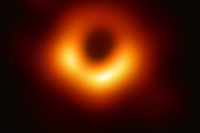 Kiderült, hogy néznek ki a fekete lyukak