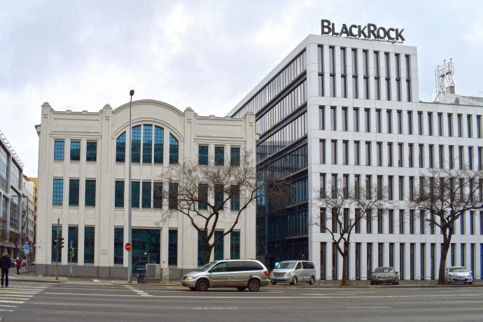 A BlackRock központja az SSC Strassénak is nevezett Váci úton. Fotó: Róka László/MTI