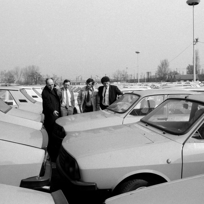 A 80-as évek óta nem kellett annyit várni egy új autóra, mint ma