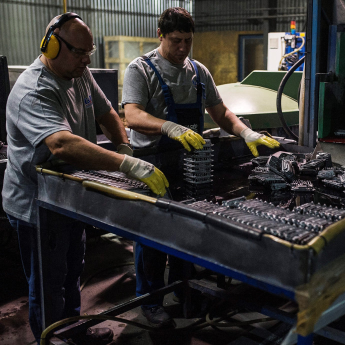 Napi 16 órát dolgozott az öntödében, ma milliárdokat termel a cége