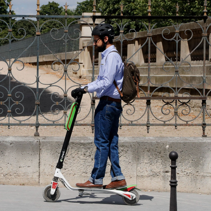 Törvényen kívüli e-roller terjeszkedését segítik uniós támogatással
