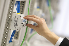 3,6 milliárdért fejlesztett láthatatlan okosmérést egy rejtélyes állami cég