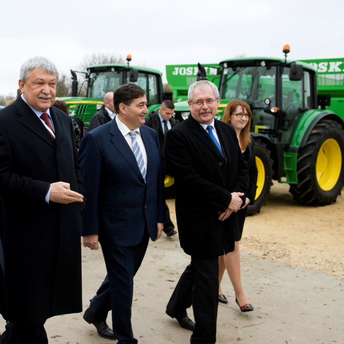 Az ország legnagyobb földesura lett Mészáros Lőrinc