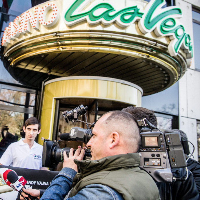 Vajna örökösei megütötték a főnyereményt: 12 milliárdos osztalék