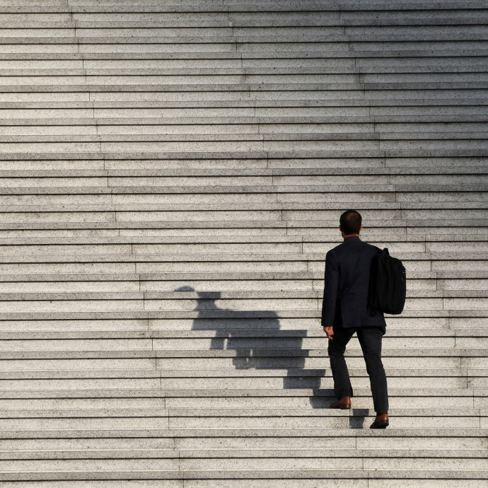 A kormány olyat rejtett a salátatörvénybe, ami alapján fizetősek lesznek a cégadatok