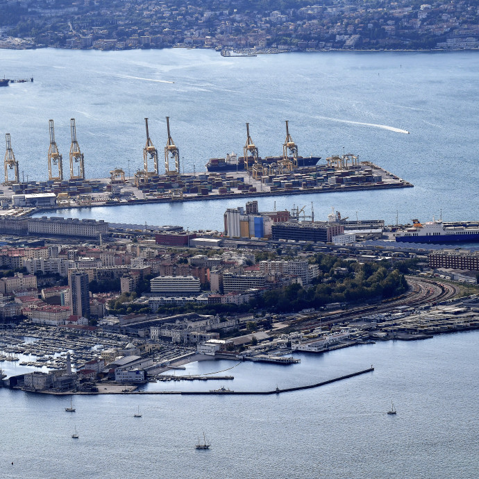 Szijjártó szerint nagyon közel vagyunk, hogy Trieszt legyen a magyar tengeri kikötő