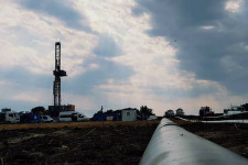 Nem reklámozzák a nagy magyar kőolajtalálatot, pedig harminc éve nem fedeztek fel ekkora mezőt