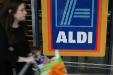 Fizetős lehet az Aldiban a kis zöldséges-gyümölcsös műanyagzacskó