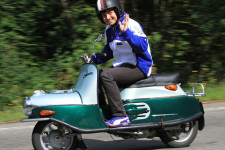 Büntetnék a túl hangos motorokat és autókat