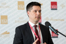 Itt a nagy lehetőség, Mészáros Lőrinc tulajdonostársa lehetsz az MKB Bankban