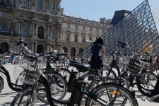 Trükkösen büntetnék az elektromos biciklik sufnituningját