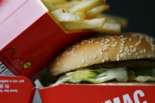 A McDonald’s kipróbálta a műanyagmentes életet, és könnyebb lett, mint várta